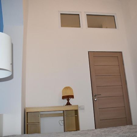 Sleep Studio Hostel Erivan Exterior foto